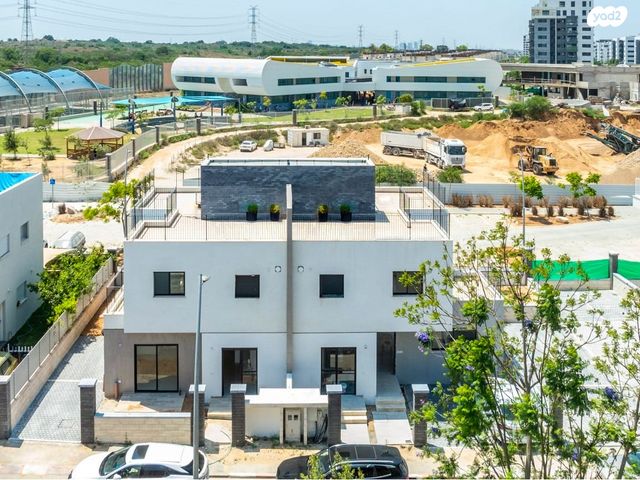 דו משפחתי, אור ים, אור עקיבא