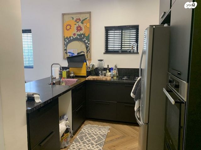 דירה, נחמיה 13, כרם התימנים, תל אביב יפו