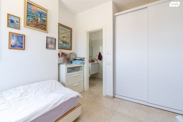 דירה, איסר הראל, נווה אור, אור עקיבא