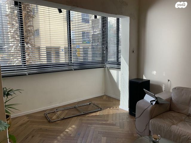 דירה, נחמיה 15, כרם התימנים, תל אביב יפו