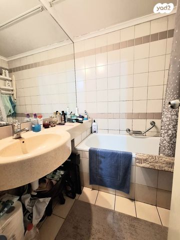 דירה, גבעת שמואל