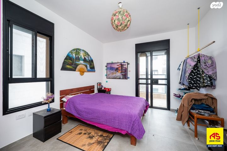 דירה, שומר, מרכז פרדס חנה, פרדס חנה כרכור