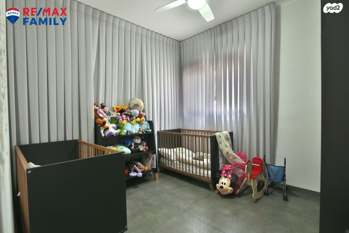 דירה, יקינטון 28, גבעת הרקפות, קרית ביאליק