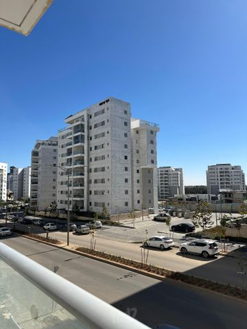 דירה, נווה שרון / שער העיר, נתיבות