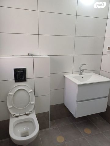 דו משפחתי, מעלה אפרים