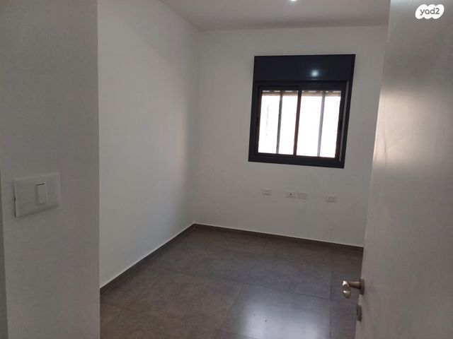 דו משפחתי, מעלה אפרים