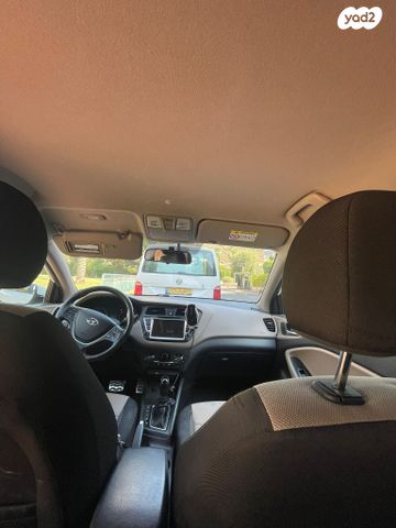 מודעת רכב יונדאי I20 קרוס