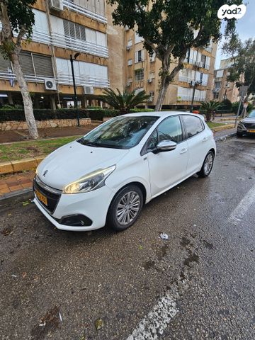 מודעת רכב פיג'ו 208