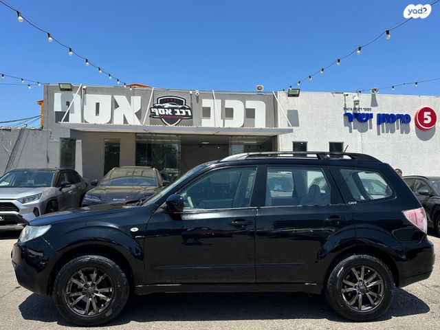 סובארו פורסטר