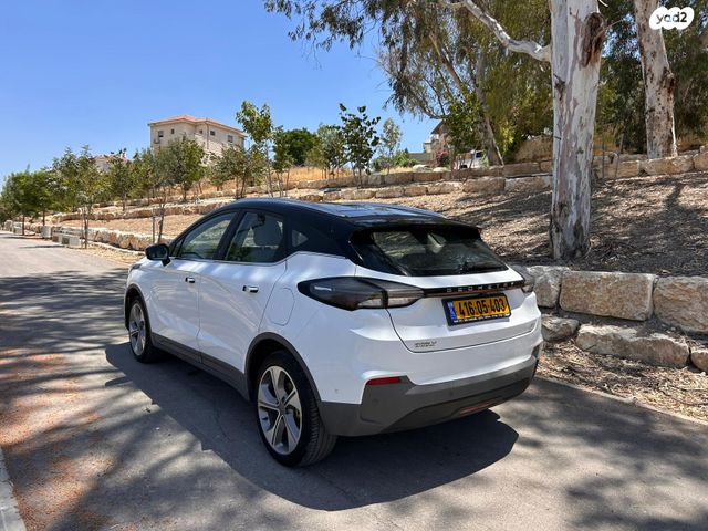 ג׳ילי Geometry C