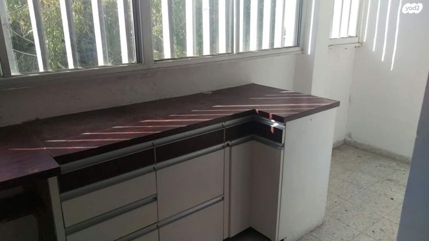 דירה, בנימין ד'ישראלי 16, אחוזה, חיפה