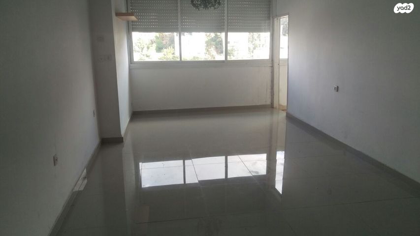 דירה, בנימין ד'ישראלי 16, אחוזה, חיפה