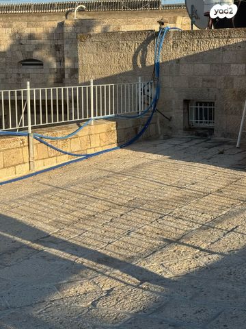 גג/ פנטהאוז, המקובלים, ירושלים