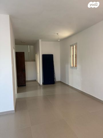 גג/ פנטהאוז, המקובלים, ירושלים