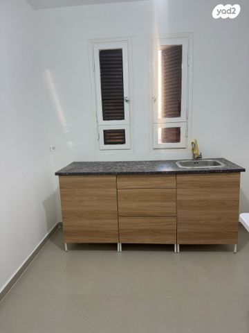 גג/ פנטהאוז, המקובלים, ירושלים