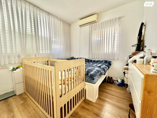 גג/ פנטהאוז, קרית שרת מזרח, חולון