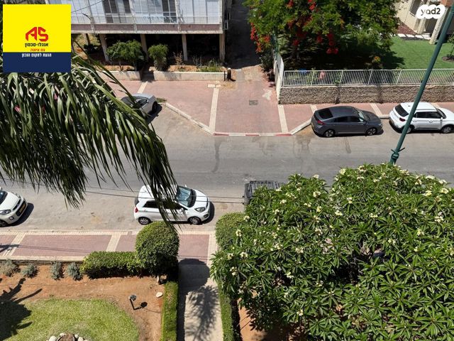 דירה, ראובן לרר 9, מרכז מערבי, נס ציונה