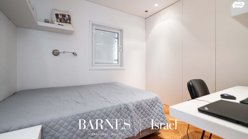 דופלקס, תל אביב יפו