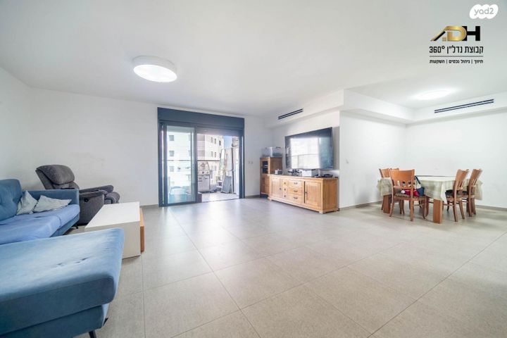 אחיה השילוני 10