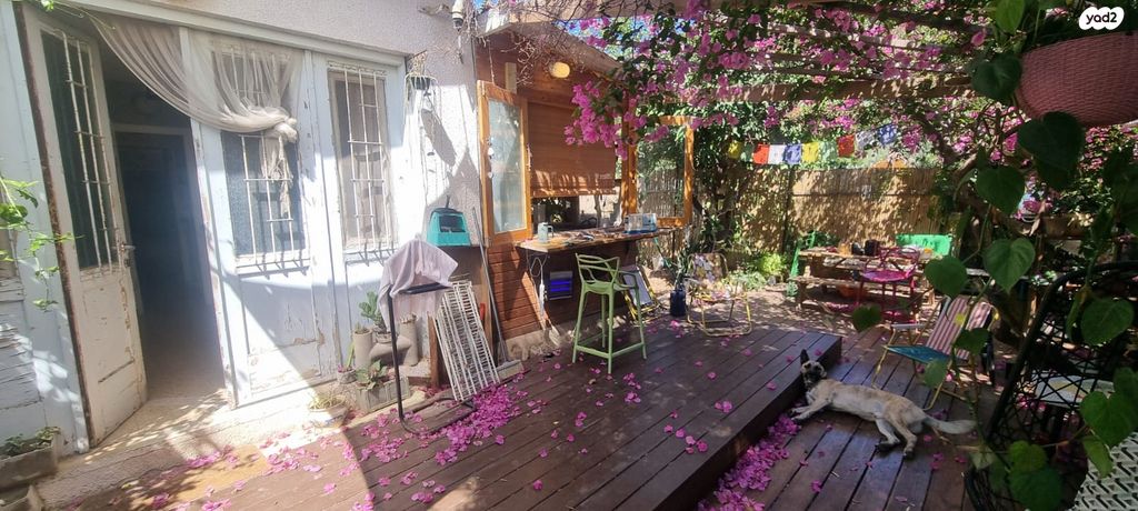 בית פרטי/ קוטג', הנשיא יצחק בן צבי 1, הרצליה