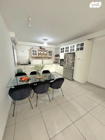 דירה, משה לוי 2, נאות שמיר, רמלה