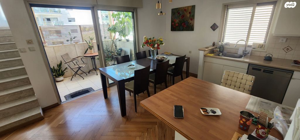 גג/ פנטהאוז, משה וילנסקי 12, המשתלה, תל אביב יפו