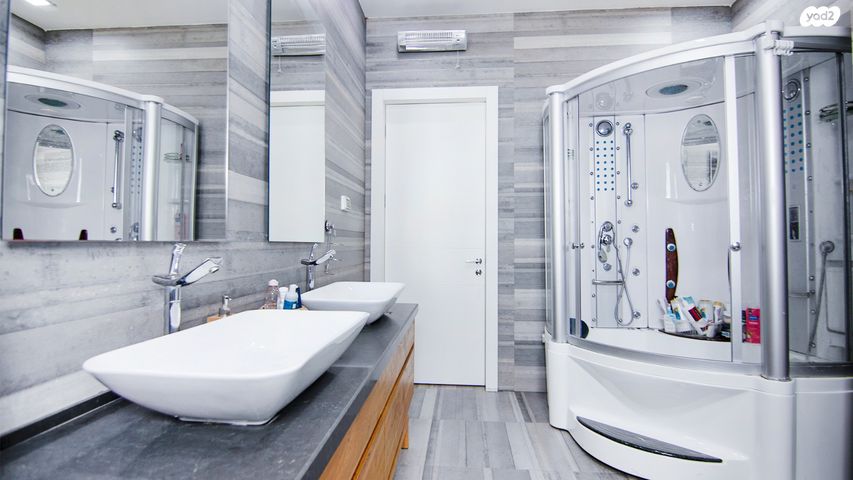 דו משפחתי, יצחק ולבר, נאות לון, באר שבע