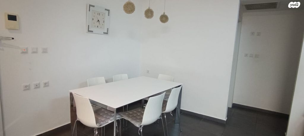 דירה, המגדל הלבן 8, שאר העיר, רמלה