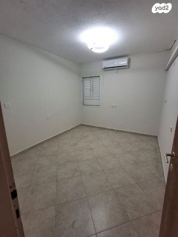 דירת גן, שועלי שמשון, אשדוד