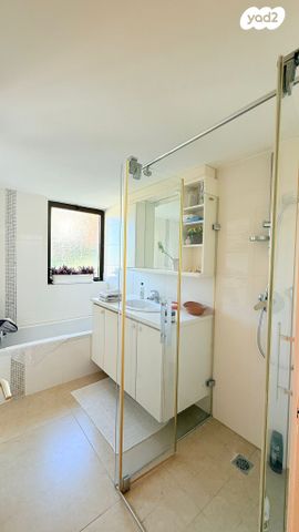 דירה, זלמן שז"ר 21, רמת בן גוריון, חיפה