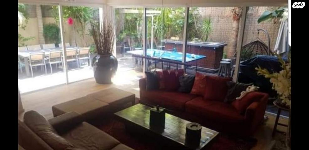 בית פרטי/ קוטג', קרית יערים, רמת השרון