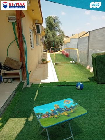 בית פרטי/ קוטג', התאנה 50, מגדים, קרית גת