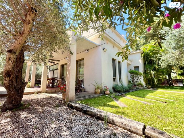 בית פרטי/ קוטג', שדי חמד, שדי חמד