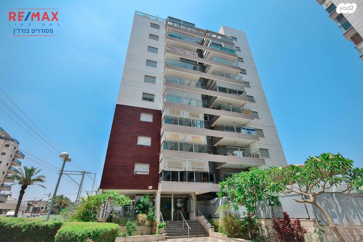 הרב שלום שבזי 