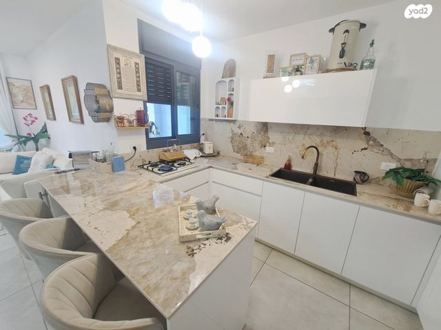 דירת גן, שלמה המלך, צפון מערב מרכז העיר, נתניה