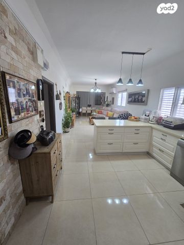 דירה, אליהו גולומב, קרית ים ג', קרית ים