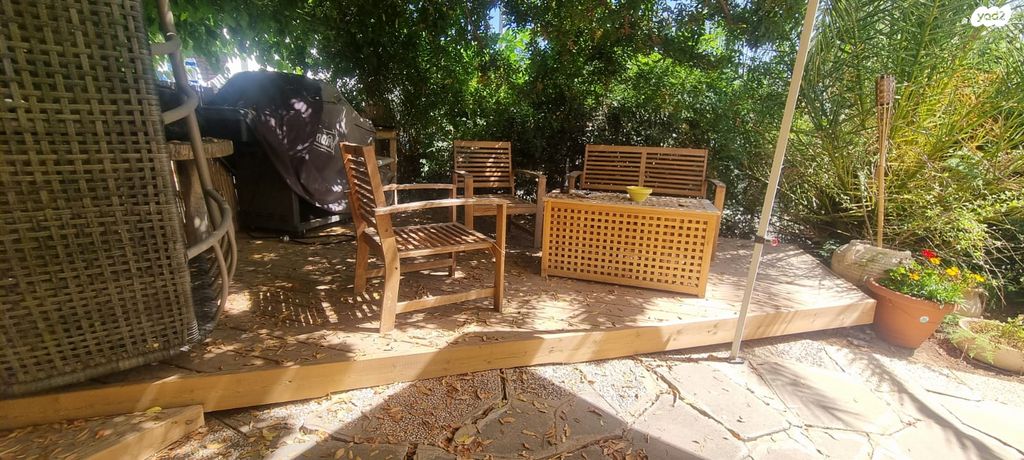 בית פרטי/ קוטג', הנשיא יצחק בן צבי 1, הרצליה