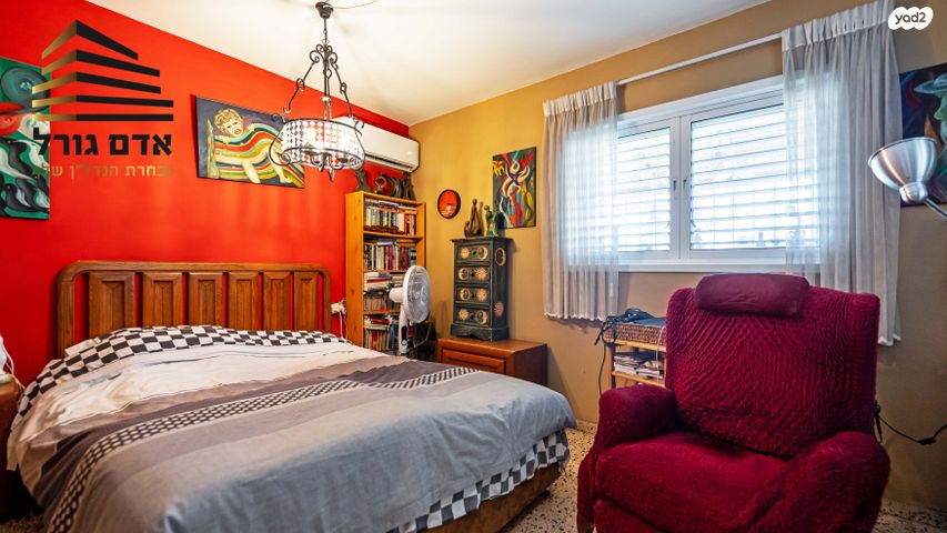 גג/ פנטהאוז, אנצו סירני, גבעת הרמבם, גבעתיים