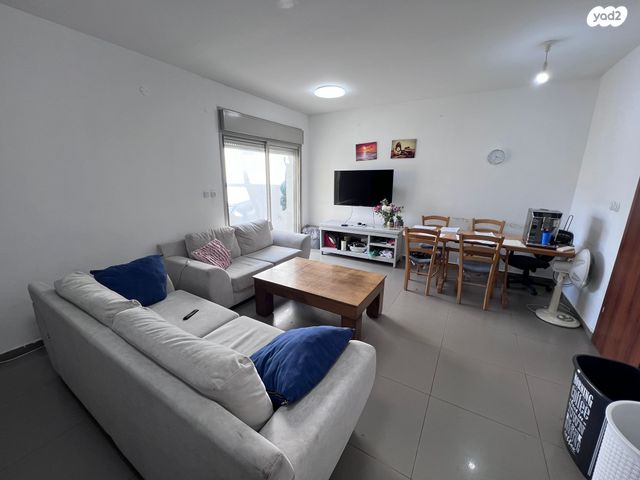 דירה, רמת הגולן 12, אריאל