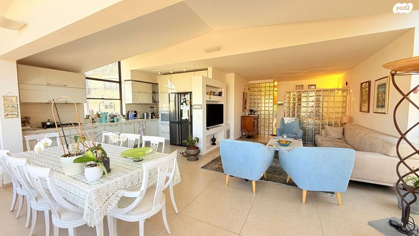 דירה, זלמן שז"ר 21, רמת בן גוריון, חיפה