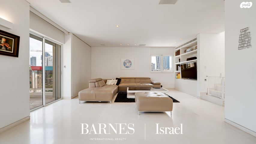 דופלקס, תל אביב יפו