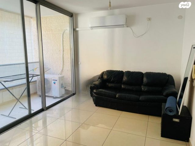 דירה, אליהו מני, מקור ברוך, ירושלים