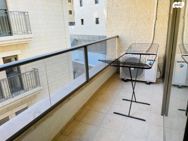 דירה, אליהו מני, מקור ברוך, ירושלים