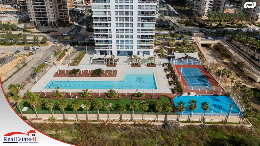 דירה, אהוד מנור, עיר ימים, נתניה