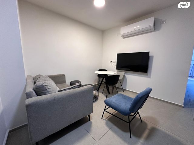 דירה, שער פלמר, תחנת רכבת השמונה, חיפה