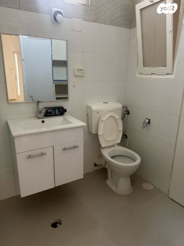 גג/ פנטהאוז, המקובלים, ירושלים