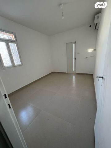 גג/ פנטהאוז, המקובלים, ירושלים