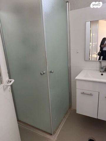 גג/ פנטהאוז, המקובלים, ירושלים