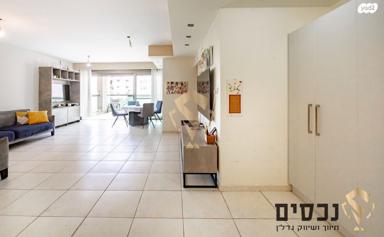 דירה, משה דוד מייזנר 9, כפר גנים ג, פתח תקווה