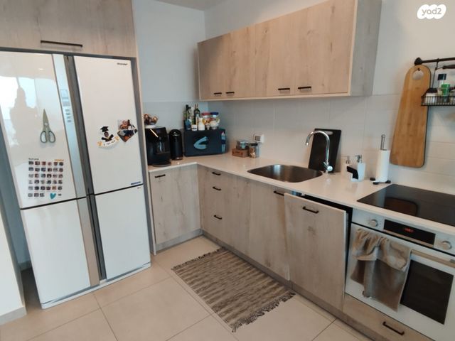 דרך מנחם בגין 158